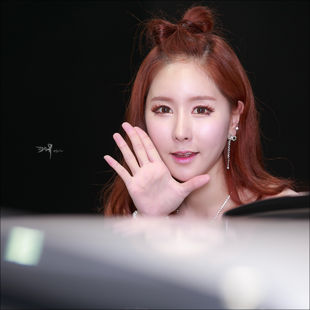 2015韩国国际车展靓丽车模Kim Ye Ha